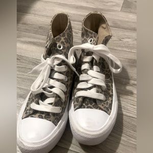 Cute cheetah print shoes